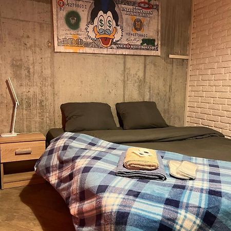 Moonlight Hostel リヴィウ エクステリア 写真