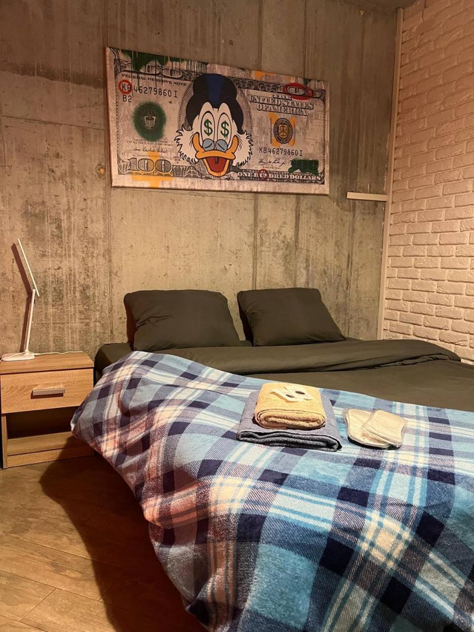 Moonlight Hostel リヴィウ エクステリア 写真